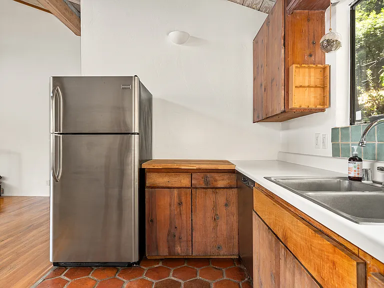 20932 Canyon Trl #B — Photo 16