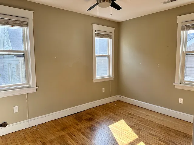 2438 Tremont Ave #4 — Photo 8