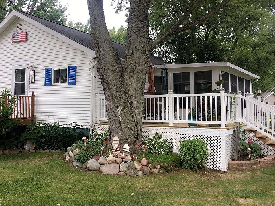 1st image of 983 Gerke Dr