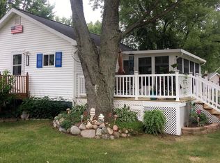 983 Gerke Dr, Hastings, MI 49058