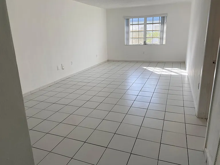 251 Galen Dr #304 — Photo 3
