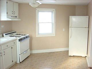 1st image of 28226 Broad St