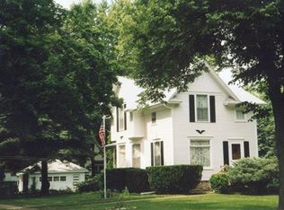 1109 Racine St, Delavan, WI 53115