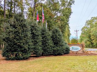 350 Skyland Ct #66, Mount Gilead, NC 27306