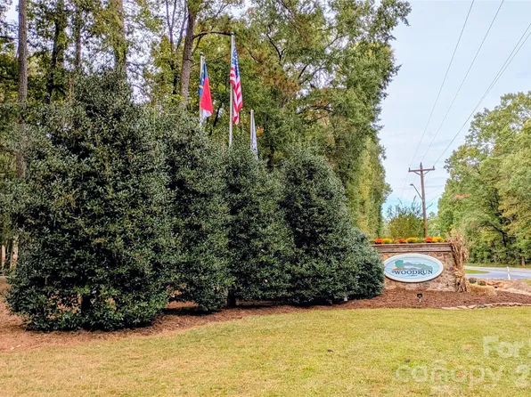 350 Skyland Ct #66, Mount Gilead, NC 27306