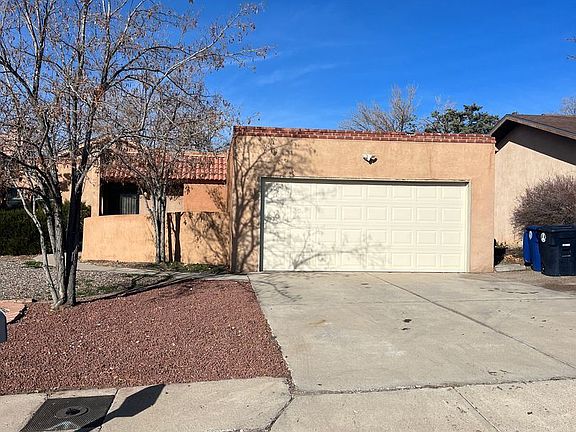 2nd image of 10401 Malaguena Ln NE