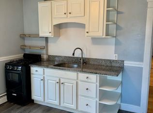 101 Butler Ave #2R, Providence, RI 02906