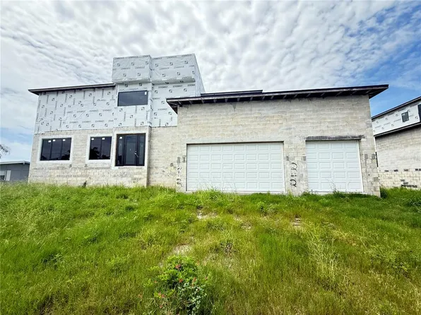 242 Bangsberg Rd SE, Pt Charlotte, FL 33952