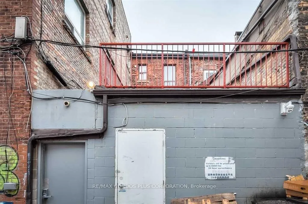 1 bed, $1,000 — Photo 2