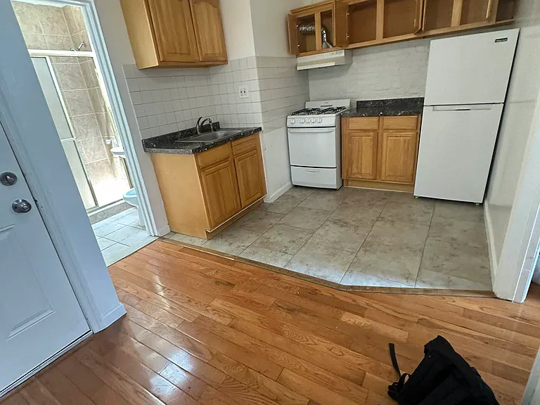 320 Lexington Ave #5B — Photo 5
