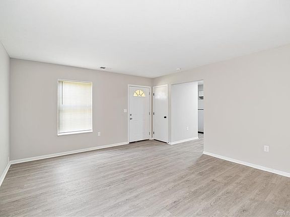4th image of 2410 Browning St