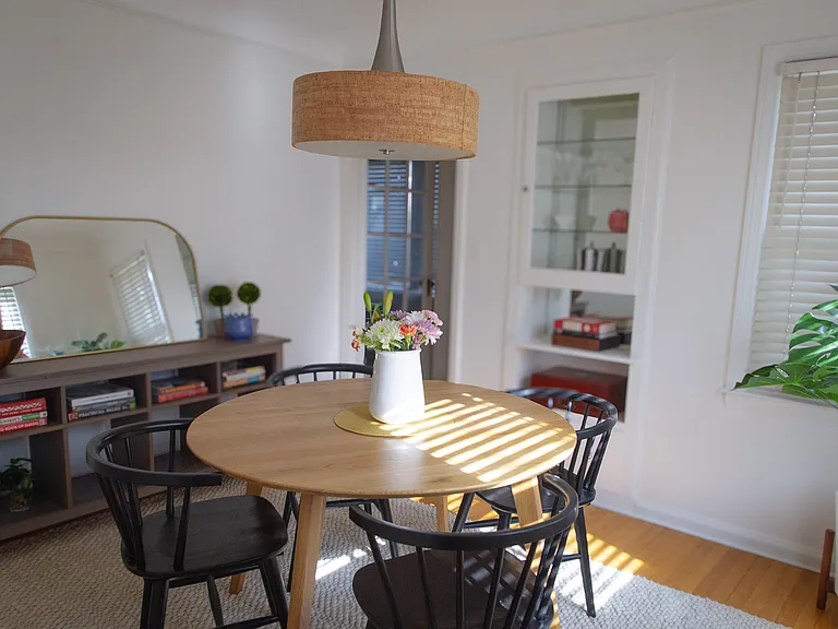 505 Catalpa Dr — Photo 9