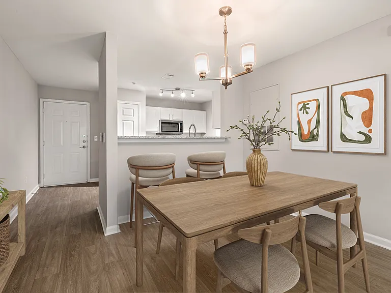 Heritage Apartments — Photo 2