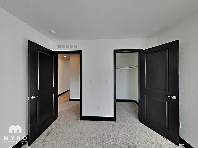 5894 Perth St — Photo 26