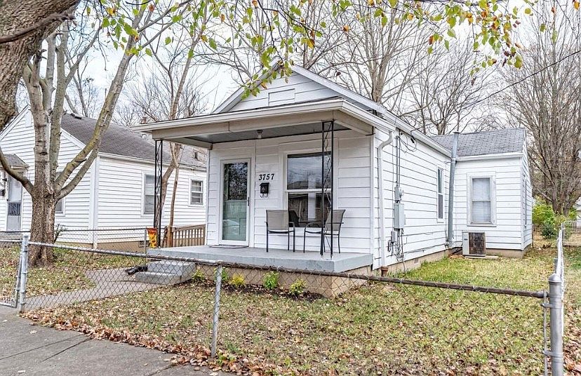 1st image of 3757 Parthenia Ave
