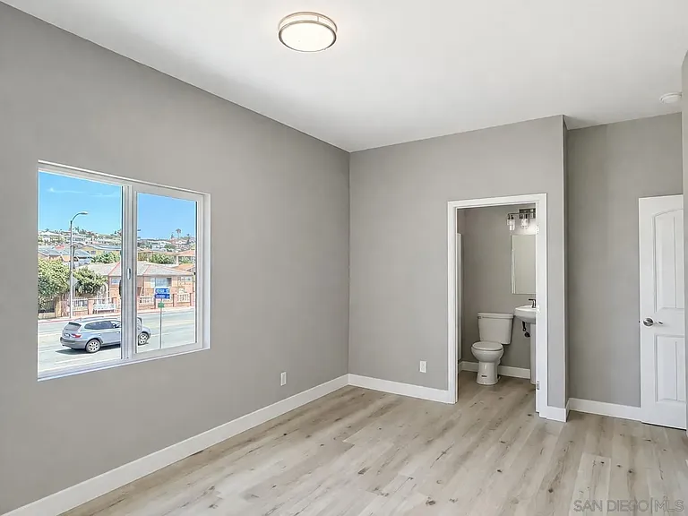 5372 Nutmeg St — Photo 6