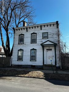 622 1st Avenue, Troy, NY, 12182