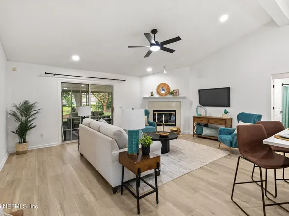 12619 FISH HAWK Lane, Jacksonville, FL 32225