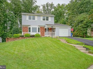 13 Avon Ct, Turnersville, NJ 08012