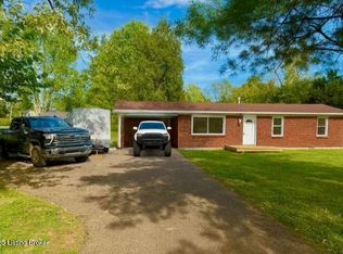 1856 S Wilson Rd, Radcliff, KY 40160
