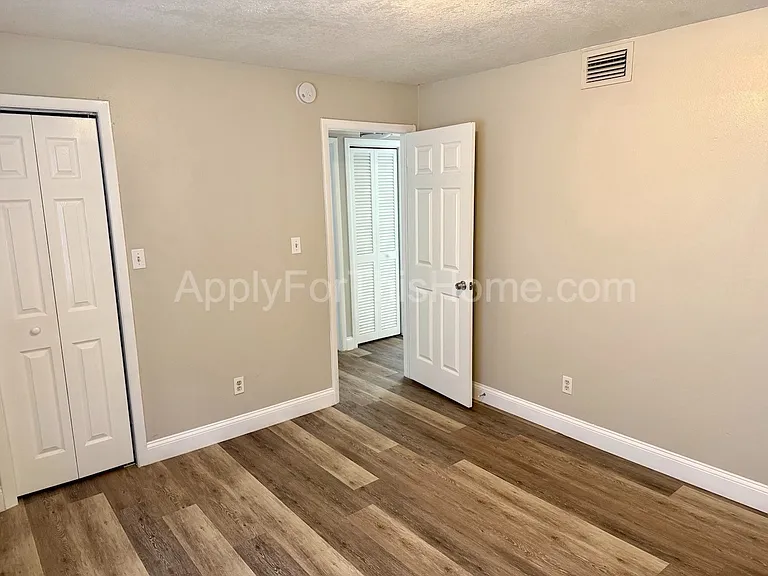 3906 E Bird St #B — Photo 12