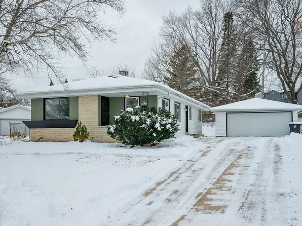 N84W18113 Imperial COURT, Menomonee Falls, WI 53051