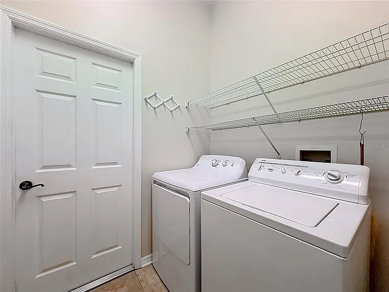2947 Majestic Isle Dr — Photo 33