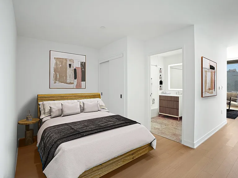 18 6th Ave #1708 — Photo 1