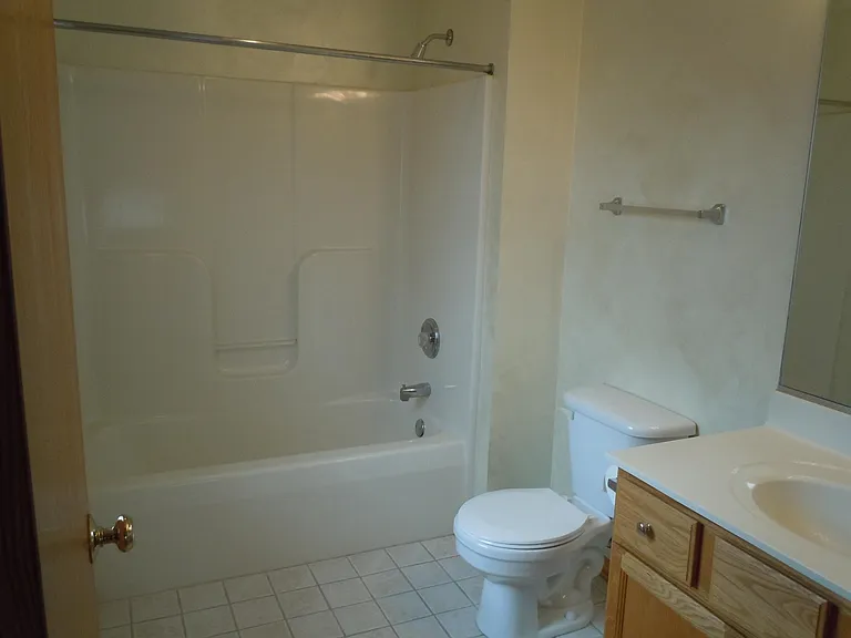 Master Bedroom #2 Bathroom