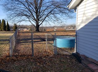 1217 Charwood St, Saint Charles, MO 63301