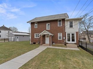 211 W Cooper St, Slippery Rock, PA