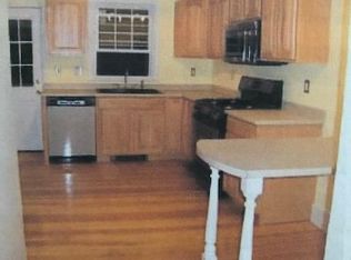11 Hill St #3, Somerville, MA 02144