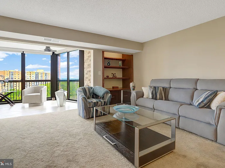 5904 Mount Eagle Dr #1609 — Photo 2