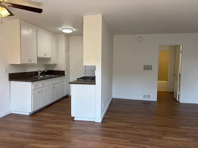 Woodman Villas — Photo 13