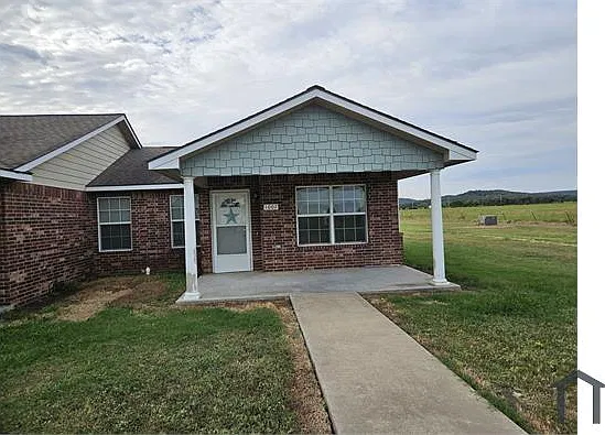 1501 Lakehurst Dr #501