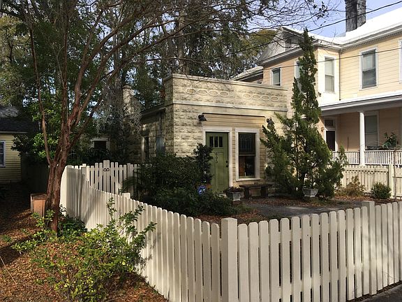 Surrounded by beautiful historic properties in a great downtown location.