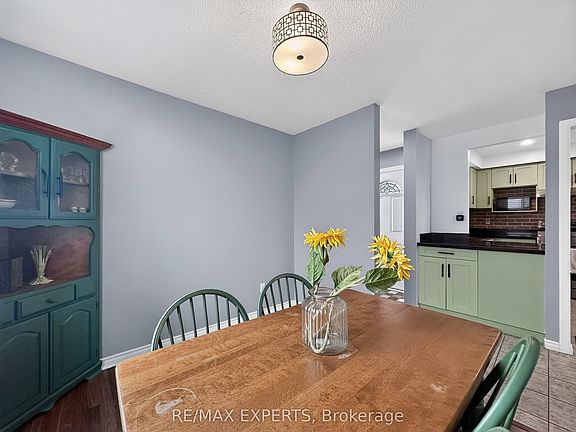 2nd image of 86 Sutter Ave
