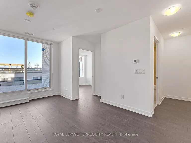 3100 Keele St #719 — Photo 7
