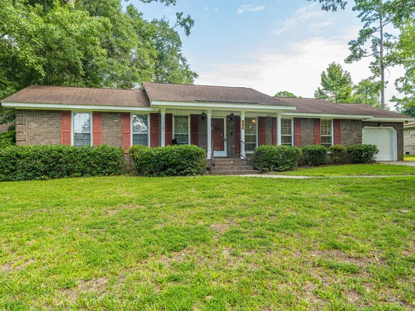 109 Pointer Dr, Summerville, SC 29485