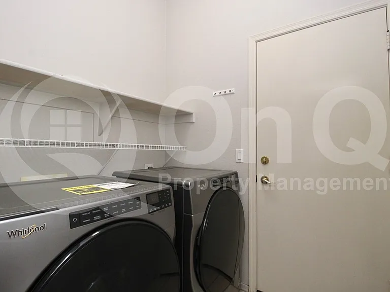 1445 S Park Grove Cir — Photo 25