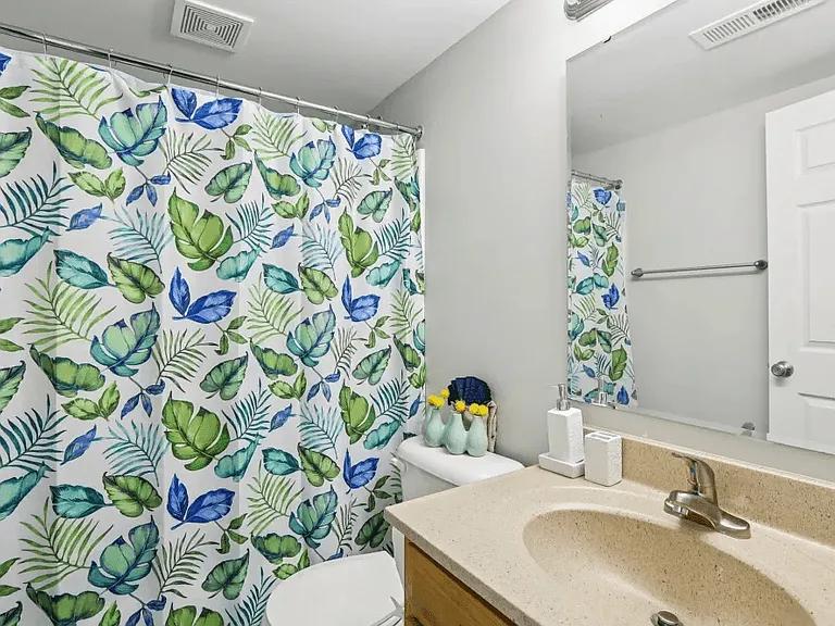 Brookwood Apartments — Photo 20