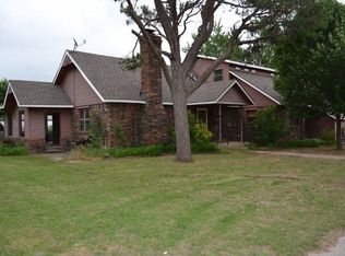 408 Williams Ave, Tuttle, OK 73089