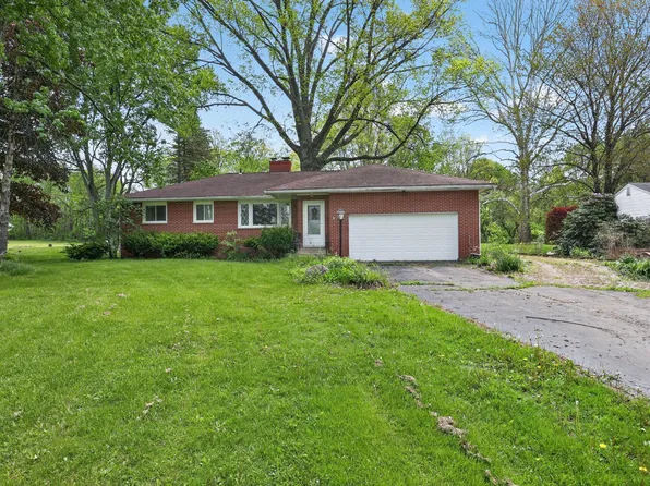 2790 Niles Cortland Rd NE, Cortland, OH 44410