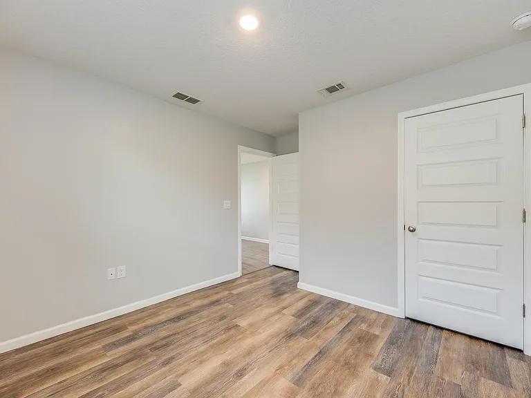 310 Flounder St — Photo 26