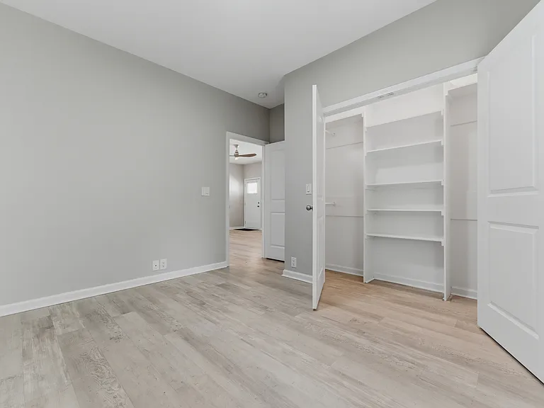 221 Brown St #A — Photo 11