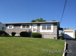 35 Maple Dr, Verona, VA 24482