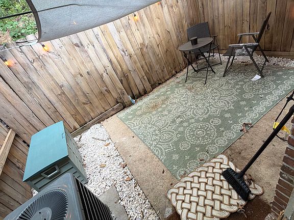 5th image of 576 Anchorage Rd #14
