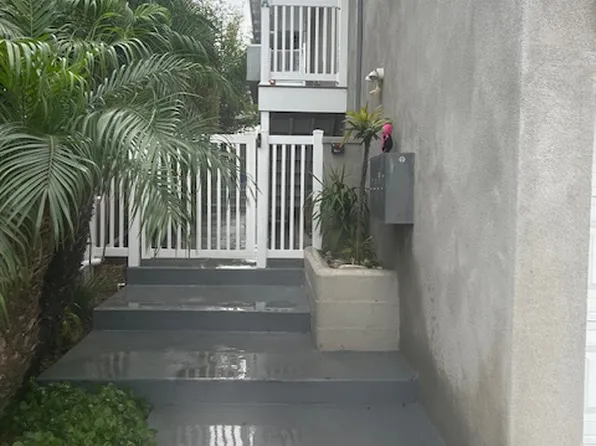 1534 Manhattan Beach Blvd, Manhattan Beach, CA