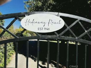17107 Raymer St, Northridge, CA 91325