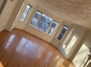 7735 S Essex Ave #3, Chicago, IL 60649